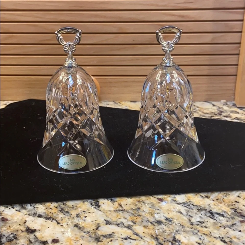 Vintage Crystal bells 1999 by Living Quarters Set 2 Guc